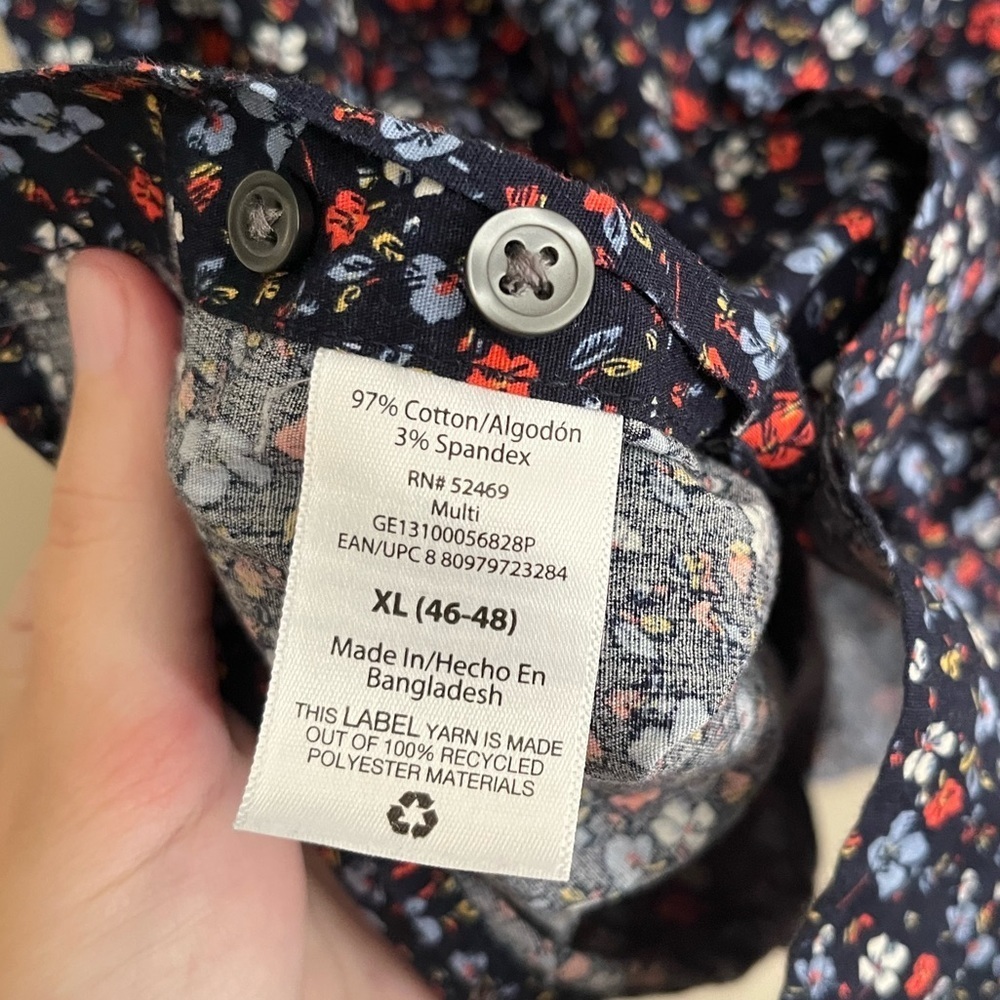 Floral Button Down - Picture 8 of 8